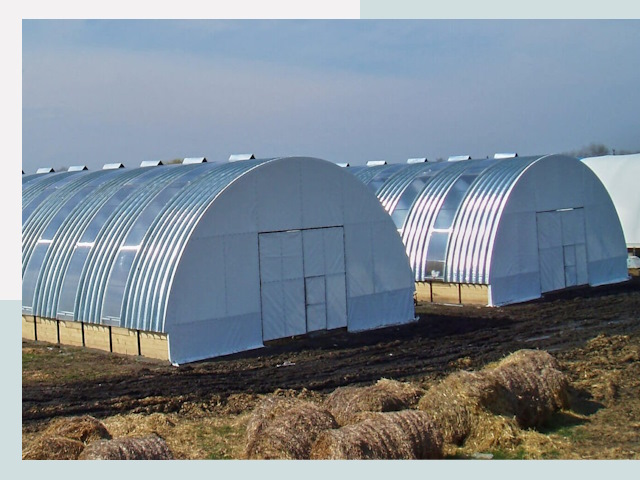 Сельскохозяйственные здания в Ломоносове