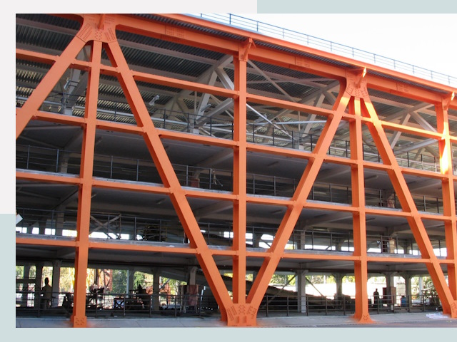 Многоуровневые паркинги в Ломоносов от 615 руб.