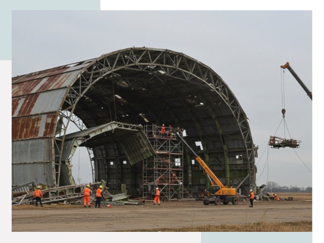 Демонтаж ангаров в Ломоносове